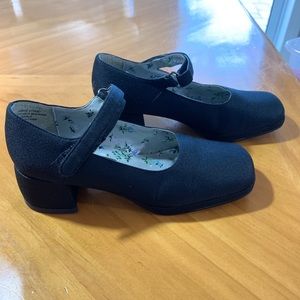 Kenneth Cole Reaction Black Mary Jane Drew Shoe